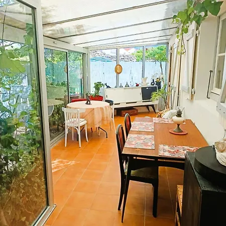 בית נופש Le Jardin Des Muses *
