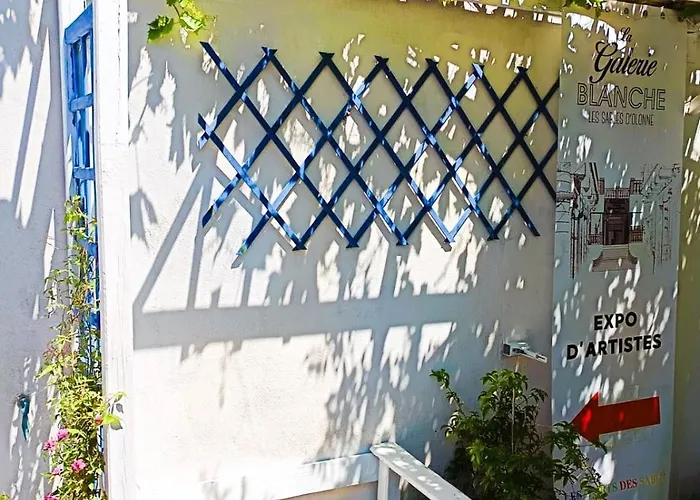 Le Jardin Des Muses بيت للعطل جارد سور مير