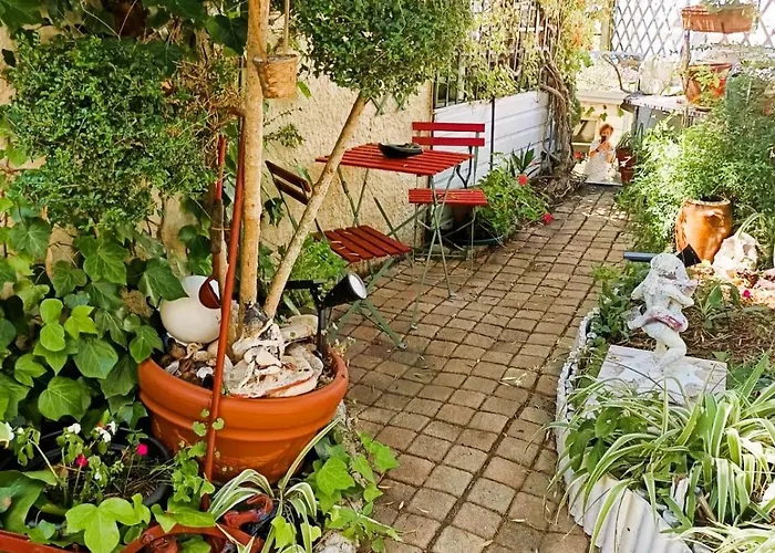 Le Jardin Des Muses بيت للعطل